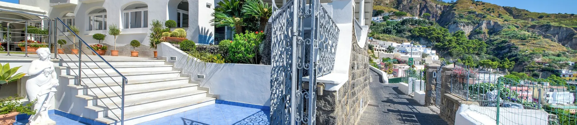 4-Star Select Hotels