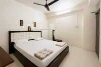 Homestay at Kashmiri Gate Metro & Old Delhi Railway Station - Hostels