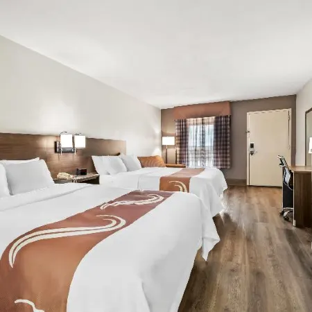 Quality Inn Calhoun North I-75