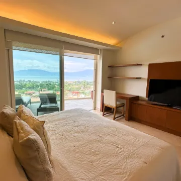 ANANA El Dorado 305 | Pool & Lake Views