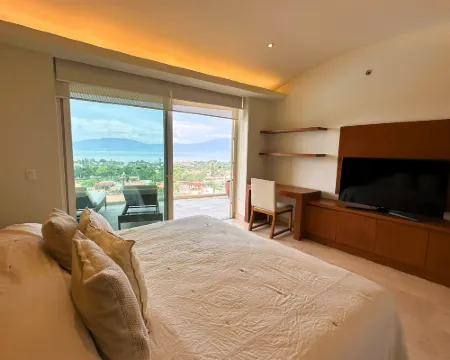 ANANA El Dorado 305 | Pool & Lake Views Hotels in Chapala