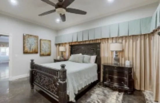 Lakeside Barndominium in Charming Buchanan