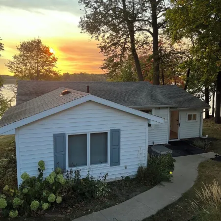 Renovated 2-bedroom lake home on private lake minutes from countless amenities