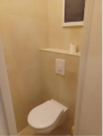 Sylvain du Puis residence opposite the Anderlecht chopine, ring, bus, metro.