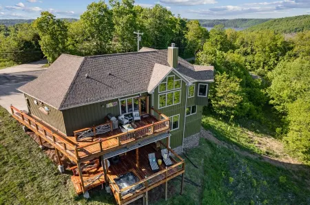 Cedar Lakeview Cowhide Cabin Hot Tub