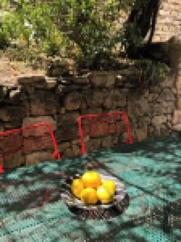 Ensemble de Charme de 3 Maisons de Village Avec Bassin Réunies par des Terrasses Hotels in Menerbes