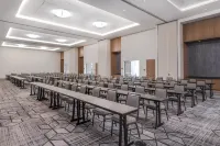 Embassy Suites by Hilton Asheville Downtown - 3 estrellas