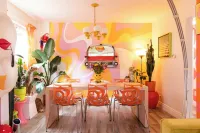 Colorful & Funky Getaway – A Vintage Dream Come True
