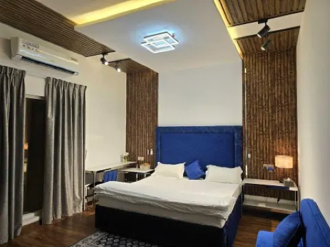 Anushthan Villa available for private events & staycation in UAE Отели рядом с достопримечательностью «Побережье моря»