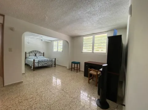 Cozy house with sea view! 5min from the beach!