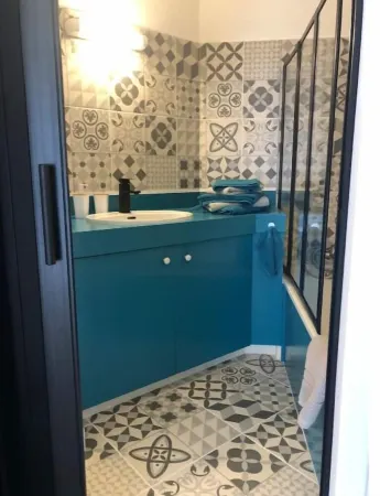 Studio Moderne, Terrasse et Parking Privé, 18m2