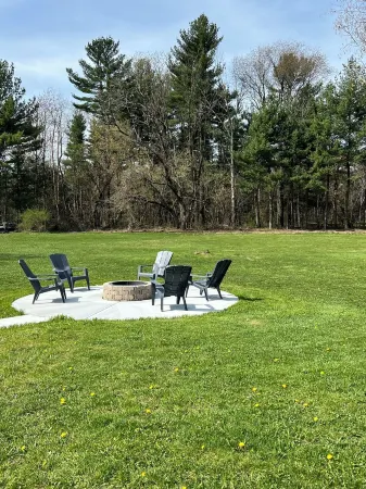 Charming 2 bedroom 1 bath cottage in Wisconsin Dells