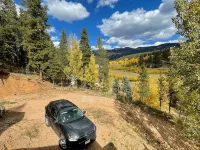 Aspen Glow Cabin - a charming 2-bedroom cabin with mountain views & wood stove Hotels in Bailey