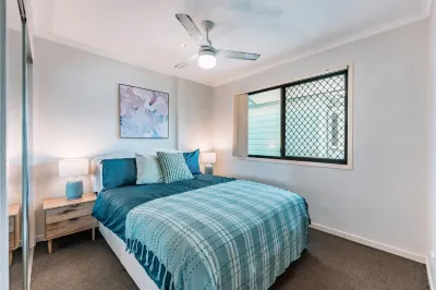 Inner city New Farm 3 bed Townhouse with Garden, private and quiet. Pet Friendly 新農場公園附近的飯店