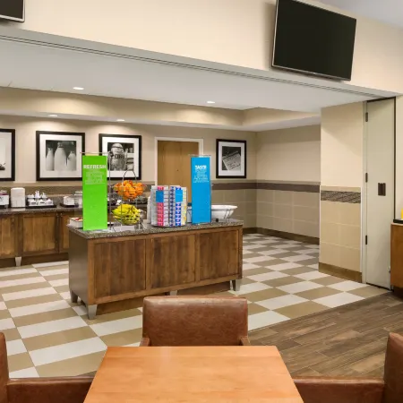 Hampton Inn & Suites Clayton/St. Louis-Galleria Area
