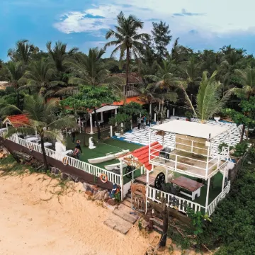 Nasya's Beach Side Cottages