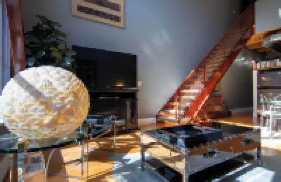 Charming 2-bedroom Loft on Santana Row with WiFi, AC