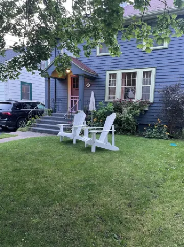 Studio apartment in historic home in walkable west Halifax