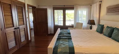 Vashay’s vacation pad/beauty in the sun Hotels in 