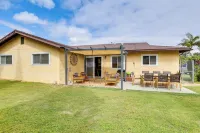 Spacious Oceanside Family Home w/ Fenced-in Yard - Homestays