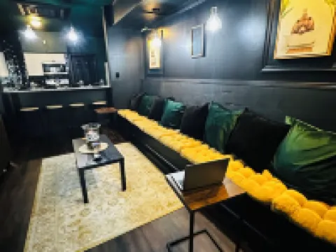 The Nightcap - Luxe 2BR - Downtown Williamsport Hotels in Williamsport