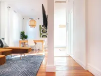 Cozy 2 bdrm Newburgh apartment with private parking Hotels in Newburgh