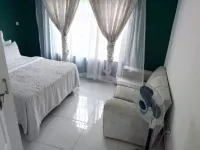 A Cozy Selfcatering Apartment, 5Min dr to the Center and 7Mins to the Rainforest