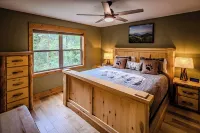 Relaxing Mountain View Cabin near Banner Elk, NC