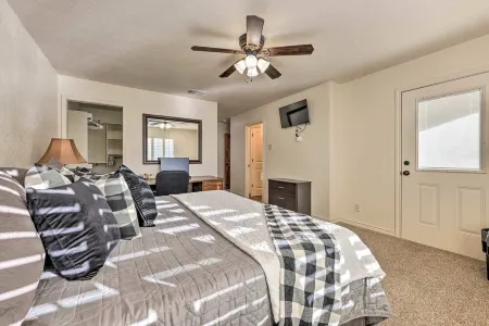 Dog Friendly Charming 4-bedroom house with AC and WiFi in superb Seguin