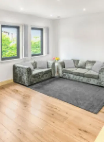 1-Br Apartment next to London Heathrow Airport | 3 Beds | Free Parking