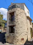 Village house 10 minutes' walk from Lac des Olivettes Hotels in Languedoc-Roussillon