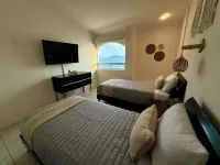 Ocean View, Terrace and Swimming Pools のホテル