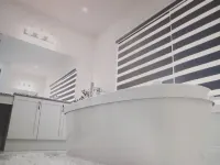 The Elegance Of The Home And Neighborhood. Close to Restaurants, Shops, Downtown Các khách sạn ở Aurora