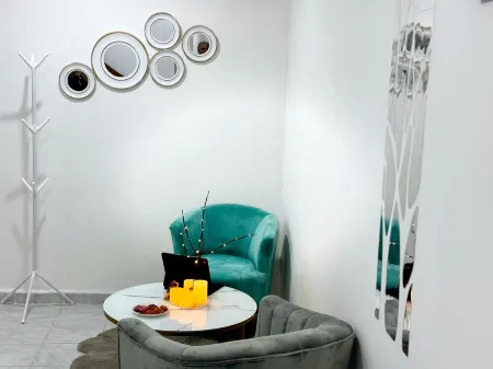 Sophistication and ideal relaxation