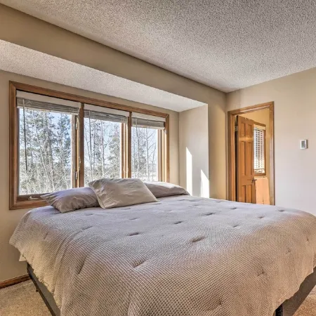 Sunset Mountain View Townhome and Winter Park Ski/Hike/Bike Hub
