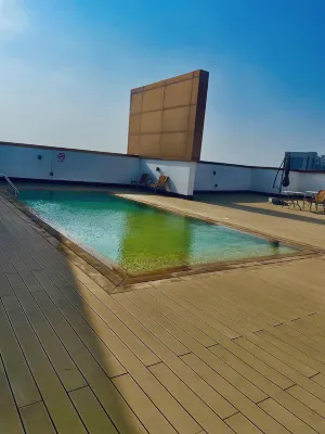 Building is right opposite the Central mall Hotels in Dubai Silicon Oasis