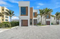4-bedroom oceanfront villa in Melbourne Beach with