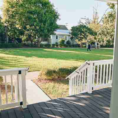 Charming 2-bedroom cottage built with children and pets in mind. Others