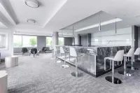 Stylish King West Condo | 2BR/2BA + Parking, Gym, Walk Everywhere Hotels in Fashion District