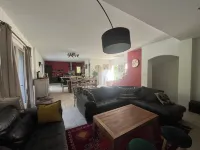 Villa Proche Valbonne Calme Absolu Avec Piscine Hotel di Châteauneuf-Grasse