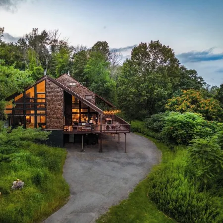 Mountain View Retreat w/ Hot Tub, Theater, and Gym