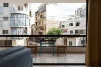 Cozy 1-bedroom apartment with AC and WiFi in terrific Bayrut