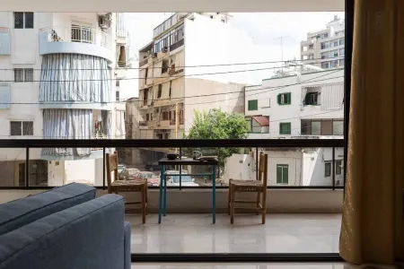Cozy 1-bedroom apartment with AC and WiFi in terrific Bayrut