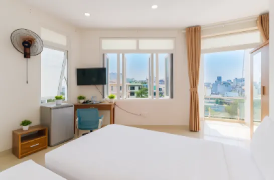 Lunaria Maison - Thư Thái Homestay サイゴン駅周辺のホテル