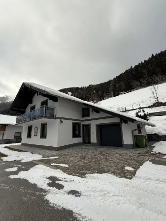 Dark Sky ONE Отели в г. Stein an der Enns