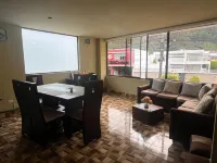 Amplio apartamento familiar en el centro de Baños incluye garaje.