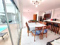 Casa com Piscina e Mesa de Sinuca Praia Central de Navegantes sc