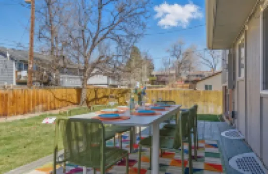 Spacious 4BD - Backyard BBQ, Fire Pit & Mini Golf