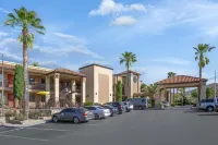Best Western Copper Hills Inn - Bãi đậu xe