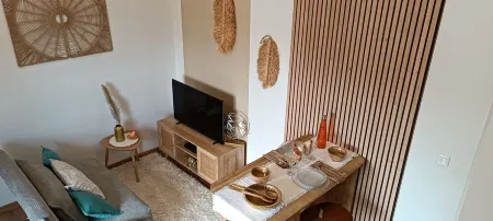 Appartement Le Champ D'elle, T2 Cozy de 33 m², Idéalement Situé au Tampon 14ème